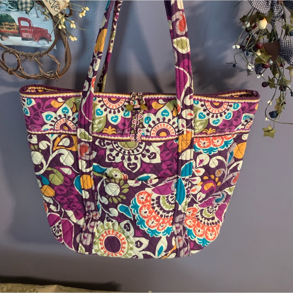Vera Bradley large tote